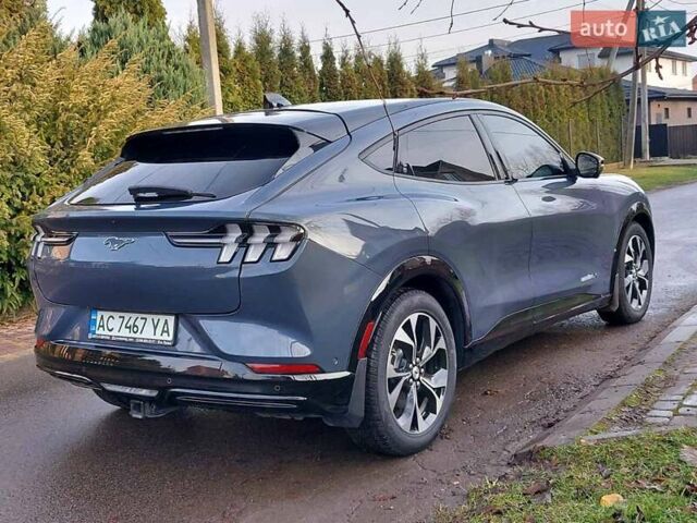 Синий Форд Mustang Mach-E, объемом двигателя 0 л и пробегом 107 тыс. км за 21600 $, фото 5 на Automoto.ua