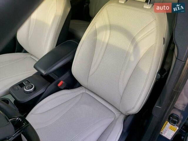 Синий Форд Mustang Mach-E, объемом двигателя 0 л и пробегом 107 тыс. км за 21600 $, фото 15 на Automoto.ua