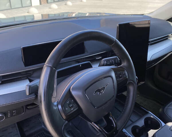 Синий Форд Mustang Mach-E, объемом двигателя 0 л и пробегом 102 тыс. км за 22900 $, фото 23 на Automoto.ua