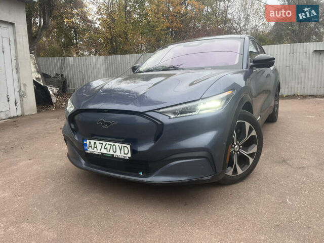 Синий Форд Mustang Mach-E, объемом двигателя 0 л и пробегом 50 тыс. км за 31500 $, фото 6 на Automoto.ua