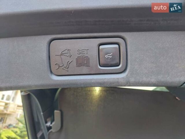 Синий Форд Mustang Mach-E, объемом двигателя 0 л и пробегом 107 тыс. км за 21600 $, фото 11 на Automoto.ua