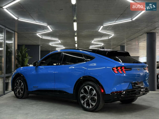 Синий Форд Mustang Mach-E, объемом двигателя 0 л и пробегом 12 тыс. км за 29500 $, фото 9 на Automoto.ua