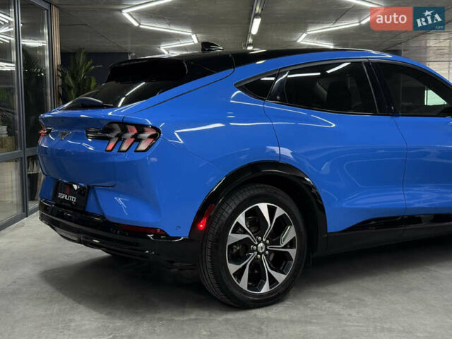 Синий Форд Mustang Mach-E, объемом двигателя 0 л и пробегом 12 тыс. км за 29500 $, фото 14 на Automoto.ua