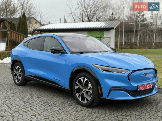 Синий Форд Mustang Mach-E, объемом двигателя 0 л и пробегом 37 тыс. км за 25200 $, фото 4 на Automoto.ua
