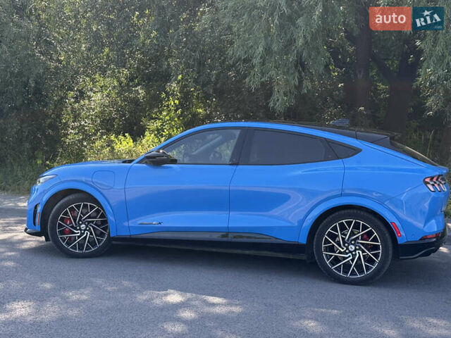Синий Форд Mustang Mach-E, объемом двигателя 0 л и пробегом 50 тыс. км за 32700 $, фото 6 на Automoto.ua