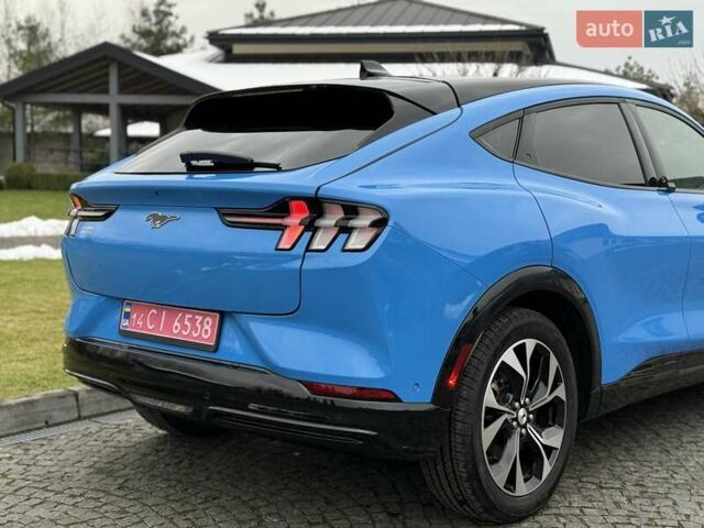 Синий Форд Mustang Mach-E, объемом двигателя 0 л и пробегом 37 тыс. км за 25200 $, фото 9 на Automoto.ua