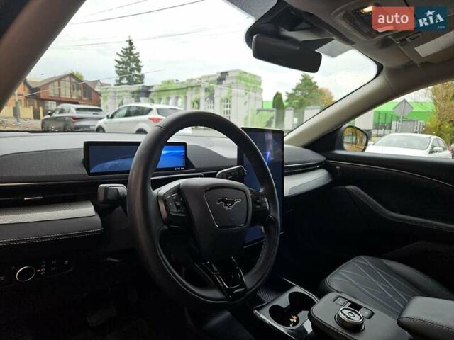 Синий Форд Mustang Mach-E, объемом двигателя 0 л и пробегом 22 тыс. км за 25000 $, фото 4 на Automoto.ua