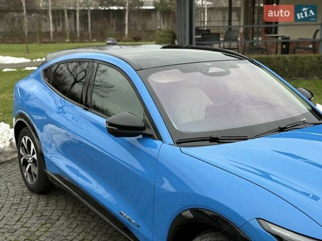 Синий Форд Mustang Mach-E, объемом двигателя 0 л и пробегом 37 тыс. км за 25200 $, фото 53 на Automoto.ua