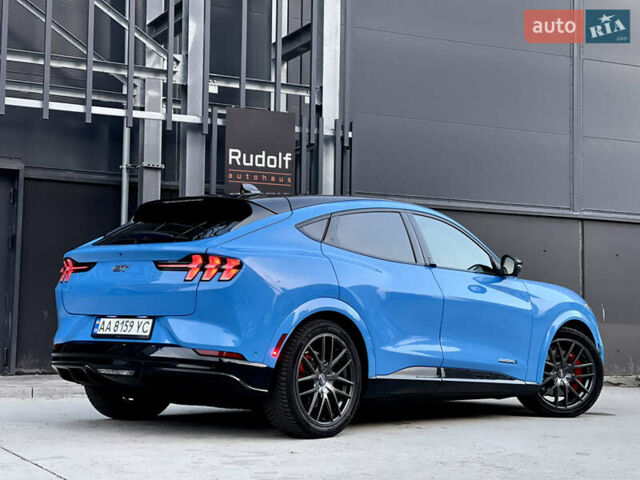 Синий Форд Mustang Mach-E, объемом двигателя 0 л и пробегом 61 тыс. км за 33000 $, фото 10 на Automoto.ua
