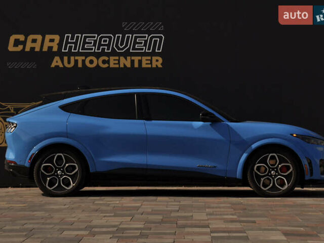 Синий Форд Mustang Mach-E, объемом двигателя 0 л и пробегом 57 тыс. км за 35000 $, фото 3 на Automoto.ua