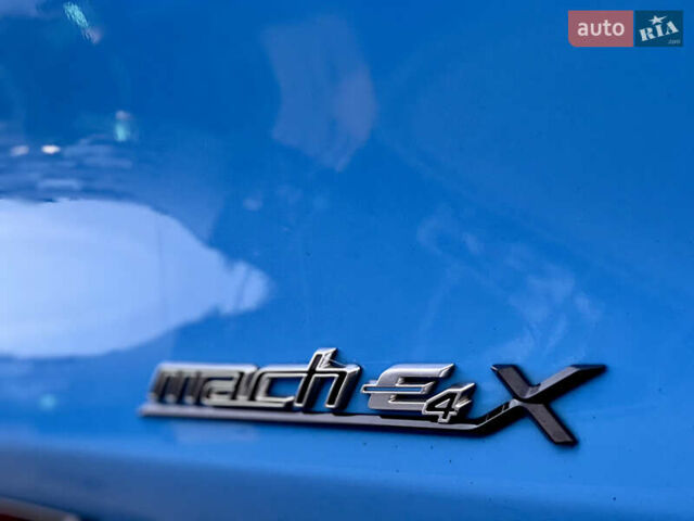 Синий Форд Mustang Mach-E, объемом двигателя 0 л и пробегом 61 тыс. км за 33000 $, фото 1 на Automoto.ua