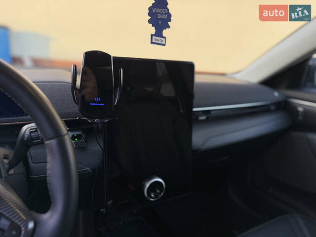 Синий Форд Mustang Mach-E, объемом двигателя 0 л и пробегом 30 тыс. км за 28500 $, фото 22 на Automoto.ua