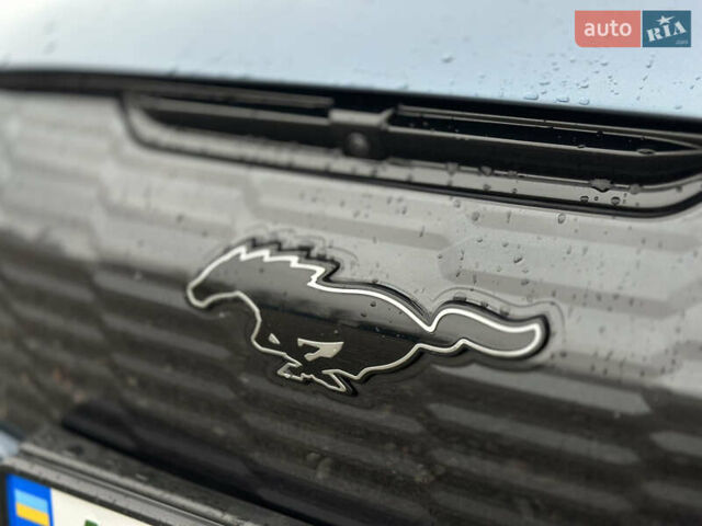 Синий Форд Mustang Mach-E, объемом двигателя 0 л и пробегом 8 тыс. км за 34950 $, фото 9 на Automoto.ua