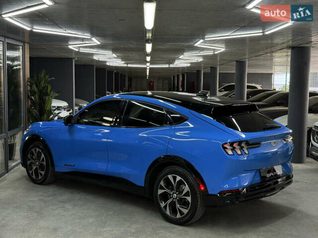 Синий Форд Mustang Mach-E, объемом двигателя 0 л и пробегом 12 тыс. км за 29500 $, фото 8 на Automoto.ua