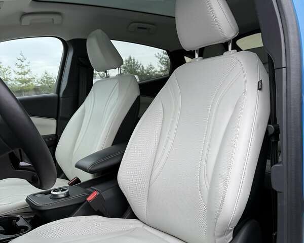 Синий Форд Mustang Mach-E, объемом двигателя 0 л и пробегом 37 тыс. км за 25200 $, фото 78 на Automoto.ua