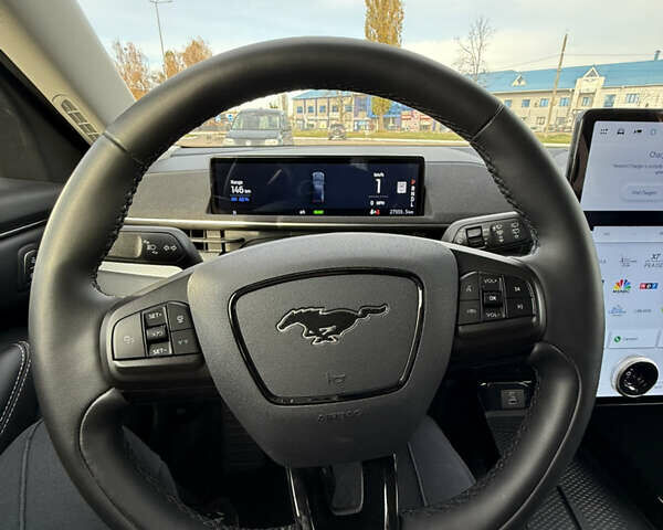 Синий Форд Mustang Mach-E, объемом двигателя 0 л и пробегом 27 тыс. км за 24900 $, фото 23 на Automoto.ua