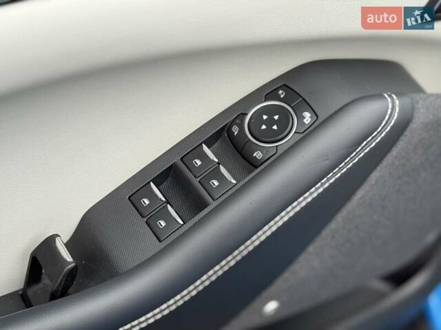 Синий Форд Mustang Mach-E, объемом двигателя 0 л и пробегом 37 тыс. км за 25200 $, фото 68 на Automoto.ua