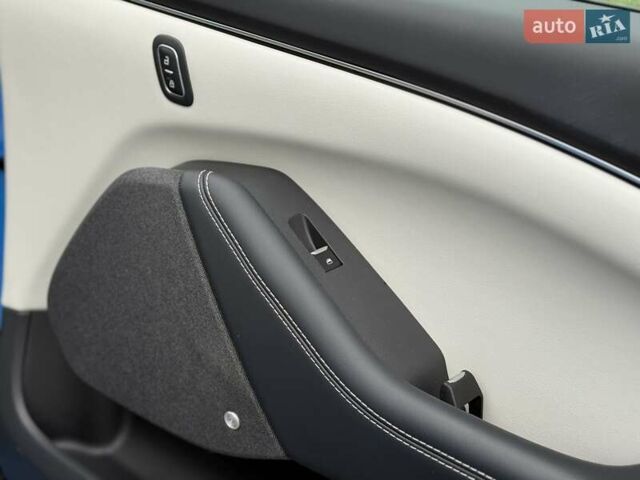 Синий Форд Mustang Mach-E, объемом двигателя 0 л и пробегом 37 тыс. км за 25200 $, фото 92 на Automoto.ua