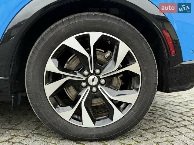 Синий Форд Mustang Mach-E, объемом двигателя 0 л и пробегом 37 тыс. км за 25200 $, фото 31 на Automoto.ua