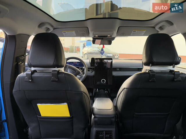 Синий Форд Mustang Mach-E, объемом двигателя 0 л и пробегом 30 тыс. км за 28500 $, фото 34 на Automoto.ua