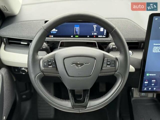 Синий Форд Mustang Mach-E, объемом двигателя 0 л и пробегом 37 тыс. км за 25200 $, фото 109 на Automoto.ua