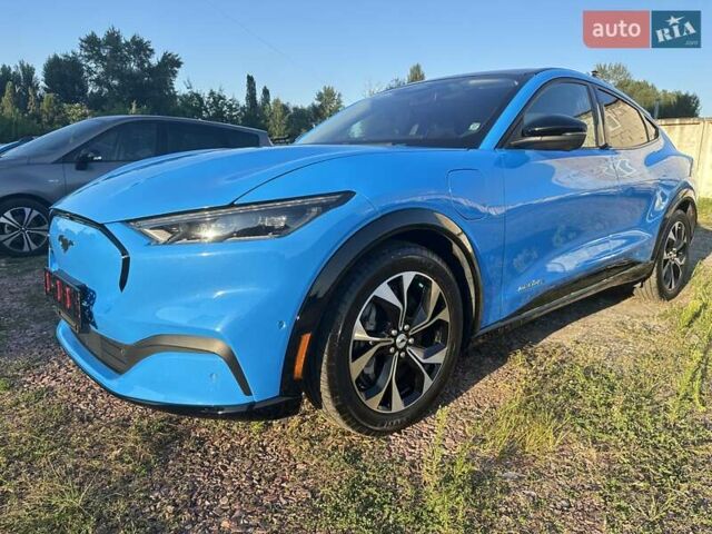 Синий Форд Mustang Mach-E, объемом двигателя 0 л и пробегом 90 тыс. км за 24999 $, фото 18 на Automoto.ua
