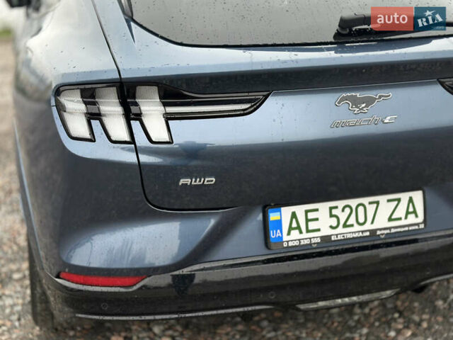 Синий Форд Mustang Mach-E, объемом двигателя 0 л и пробегом 8 тыс. км за 34950 $, фото 12 на Automoto.ua