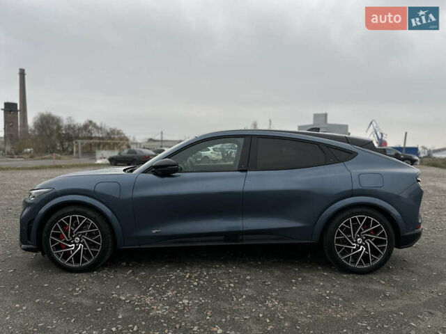 Синий Форд Mustang Mach-E, объемом двигателя 0 л и пробегом 8 тыс. км за 34950 $, фото 6 на Automoto.ua