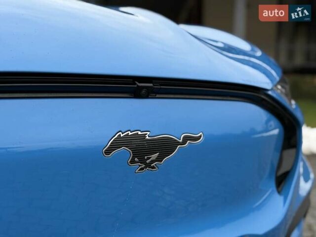 Синий Форд Mustang Mach-E, объемом двигателя 0 л и пробегом 37 тыс. км за 25200 $, фото 45 на Automoto.ua