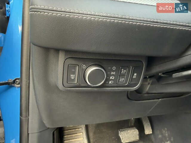 Синий Форд Mustang Mach-E, объемом двигателя 0 л и пробегом 27 тыс. км за 24900 $, фото 14 на Automoto.ua