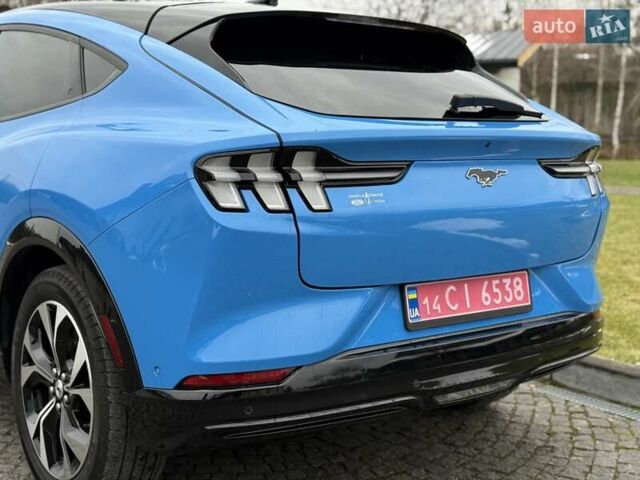 Синий Форд Mustang Mach-E, объемом двигателя 0 л и пробегом 37 тыс. км за 25200 $, фото 16 на Automoto.ua