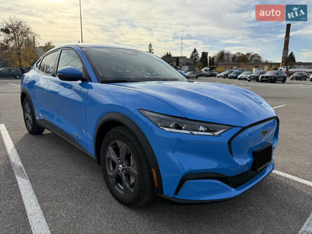 Синий Форд Mustang Mach-E, объемом двигателя 0 л и пробегом 27 тыс. км за 24900 $, фото 5 на Automoto.ua