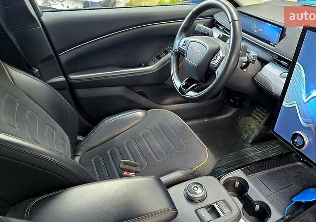 Синій Форд Mustang Mach-E, об'ємом двигуна 0 л та пробігом 57 тис. км за 29999 $, фото 16 на Automoto.ua