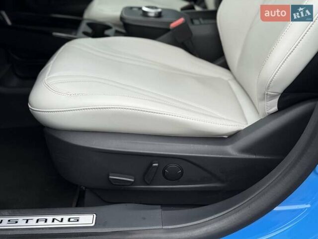 Синий Форд Mustang Mach-E, объемом двигателя 0 л и пробегом 37 тыс. км за 25200 $, фото 73 на Automoto.ua