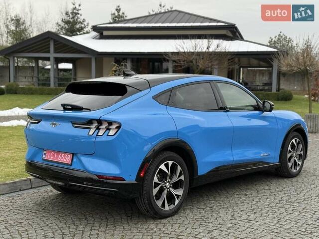 Синий Форд Mustang Mach-E, объемом двигателя 0 л и пробегом 37 тыс. км за 25200 $, фото 1 на Automoto.ua