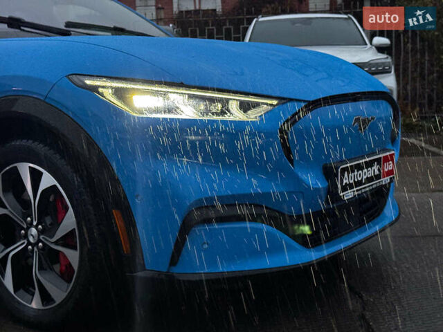 Синий Форд Mustang Mach-E, объемом двигателя 0 л и пробегом 15 тыс. км за 31890 $, фото 10 на Automoto.ua
