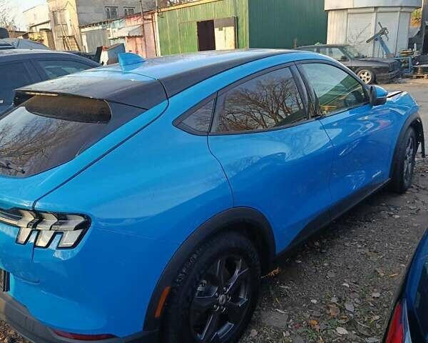 Синий Форд Mustang Mach-E, объемом двигателя 0 л и пробегом 600 тыс. км за 19999 $, фото 2 на Automoto.ua