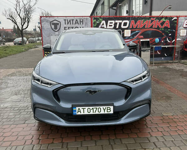 Синий Форд Mustang Mach-E, объемом двигателя 0 л и пробегом 10 тыс. км за 30500 $, фото 11 на Automoto.ua