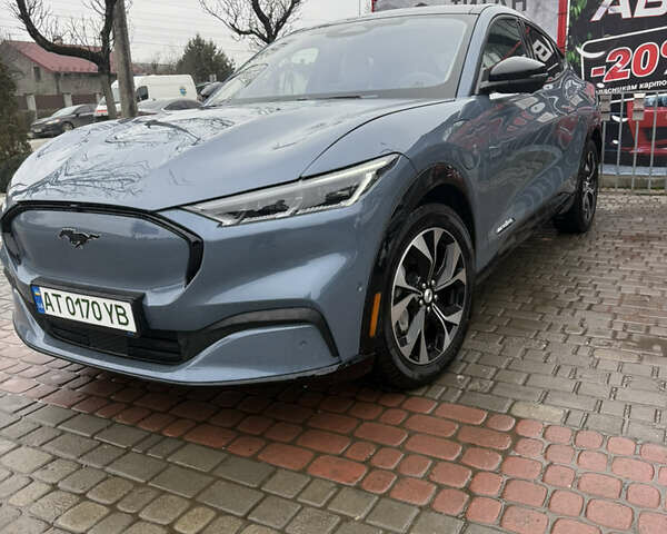 Синий Форд Mustang Mach-E, объемом двигателя 0 л и пробегом 10 тыс. км за 30500 $, фото 1 на Automoto.ua