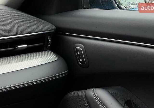 Синий Форд Mustang Mach-E, объемом двигателя 0 л и пробегом 20 тыс. км за 23900 $, фото 16 на Automoto.ua