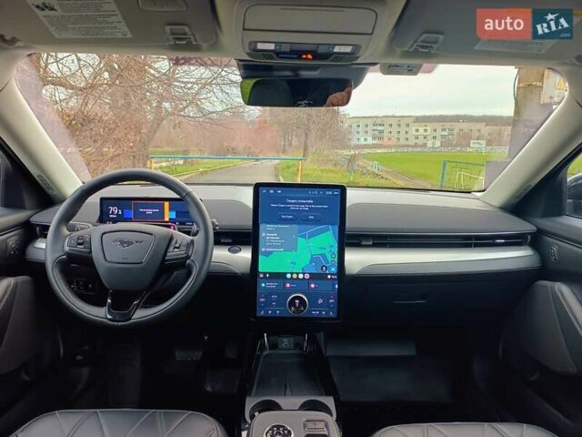 Синий Форд Mustang Mach-E, объемом двигателя 0 л и пробегом 58 тыс. км за 25999 $, фото 36 на Automoto.ua