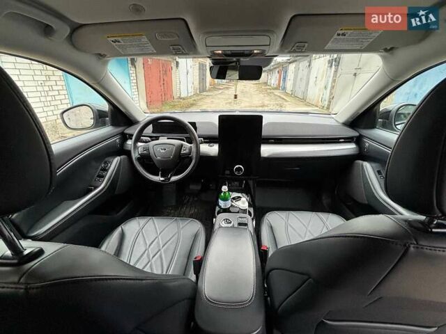 Синій Форд Mustang Mach-E, об'ємом двигуна 0 л та пробігом 72 тис. км за 24500 $, фото 9 на Automoto.ua