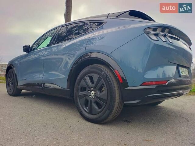 Синий Форд Mustang Mach-E, объемом двигателя 0 л и пробегом 58 тыс. км за 25999 $, фото 13 на Automoto.ua