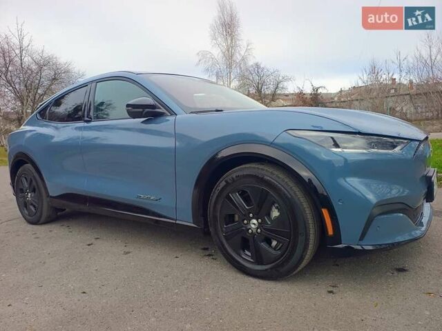 Синий Форд Mustang Mach-E, объемом двигателя 0 л и пробегом 58 тыс. км за 25999 $, фото 24 на Automoto.ua