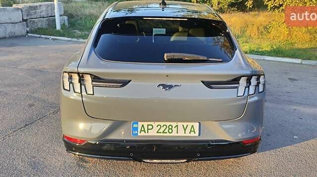 Синий Форд Mustang Mach-E, объемом двигателя 0 л и пробегом 25 тыс. км за 29900 $, фото 4 на Automoto.ua