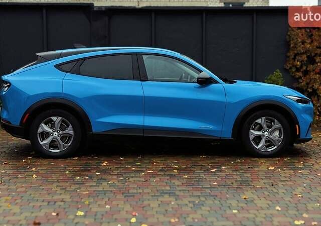 Синий Форд Mustang Mach-E, объемом двигателя 0 л и пробегом 20 тыс. км за 23900 $, фото 10 на Automoto.ua