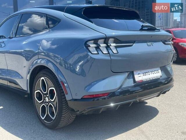 Синий Форд Mustang Mach-E, объемом двигателя 0 л и пробегом 35 тыс. км за 34990 $, фото 7 на Automoto.ua