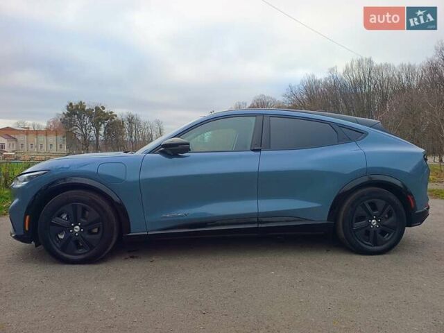 Синий Форд Mustang Mach-E, объемом двигателя 0 л и пробегом 58 тыс. км за 25999 $, фото 10 на Automoto.ua