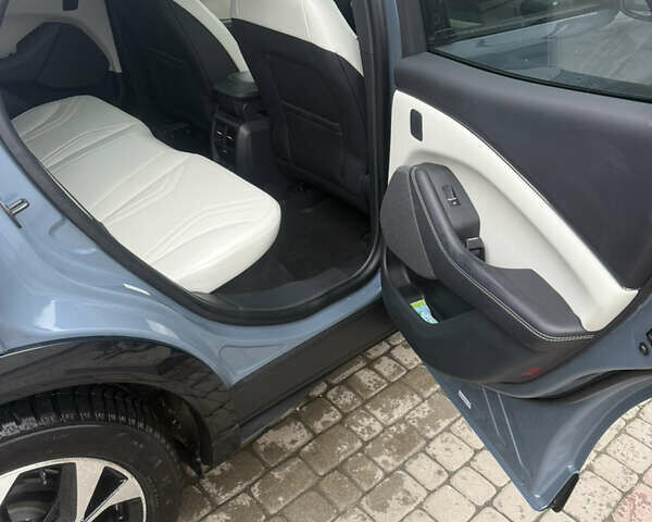 Синий Форд Mustang Mach-E, объемом двигателя 0 л и пробегом 10 тыс. км за 30500 $, фото 12 на Automoto.ua