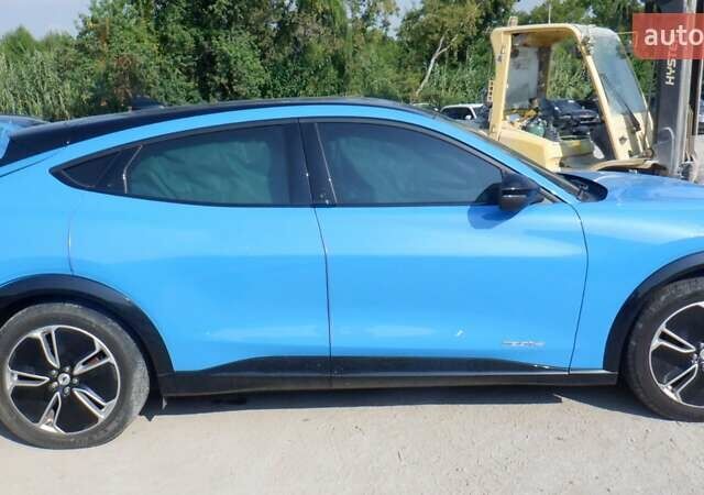 Синий Форд Mustang Mach-E, объемом двигателя 0 л и пробегом 31 тыс. км за 18500 $, фото 14 на Automoto.ua